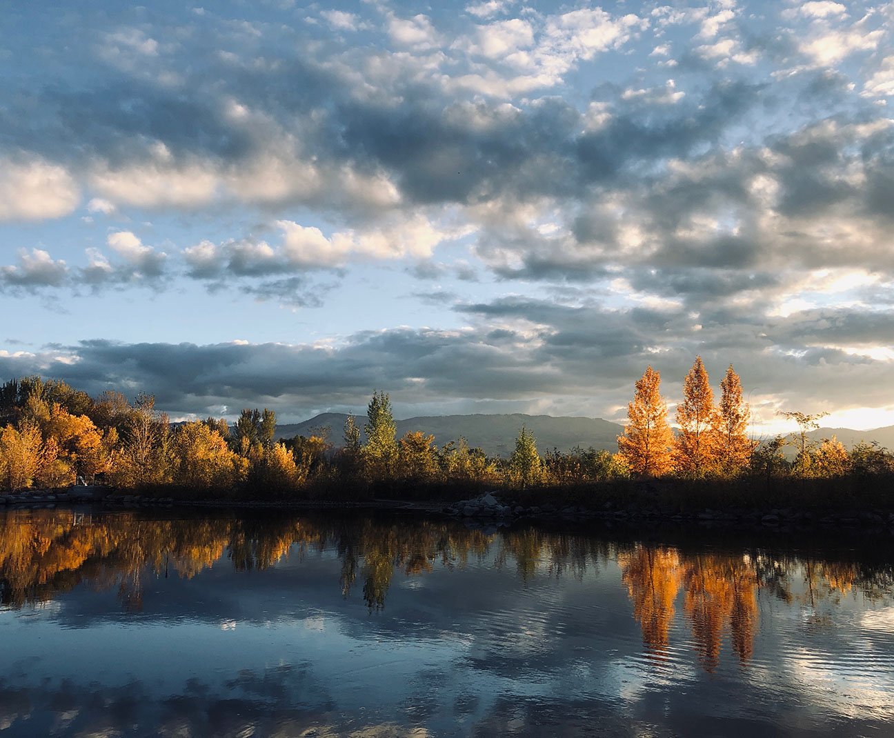 mountain lake scenery