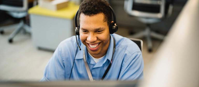 Employee in call center